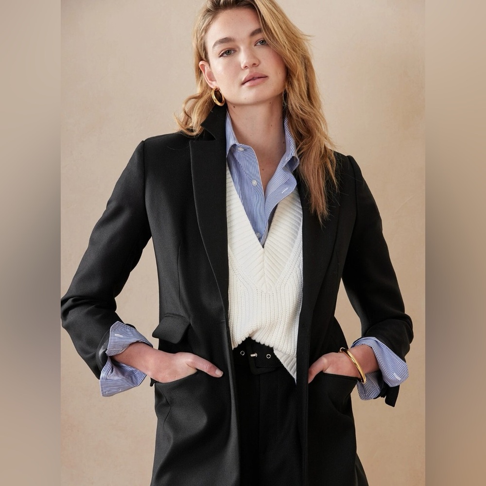 Banana Republic Lido Sculpted-Fit Italian Wool Blazer - Size 00 - Picture 3 of 13